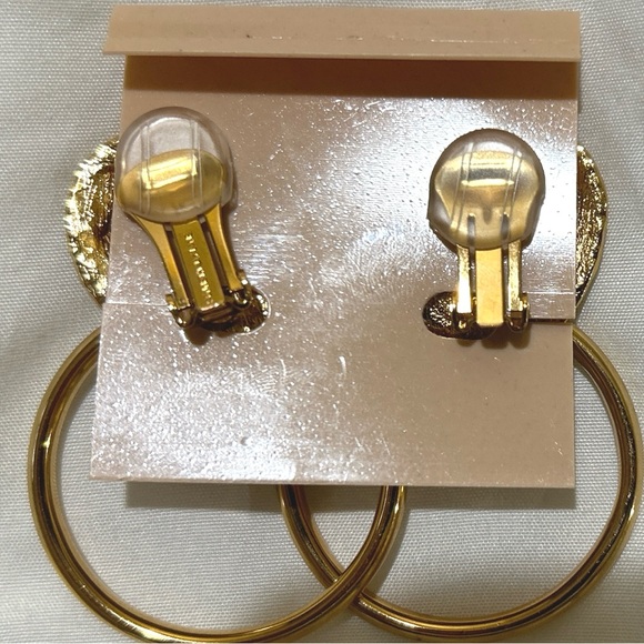 Kenneth Jay Lane Couture Collection Lions Head Door Knocker Clip On Earrings - Picture 3 of 12